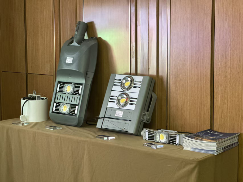 690d41b3c633c.jpg 12.jpg